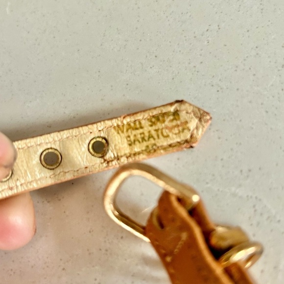 Wall Street Saratoga >Opalescent Crystal Embellished Leather Toy Dog Collar - Picture 11 of 14